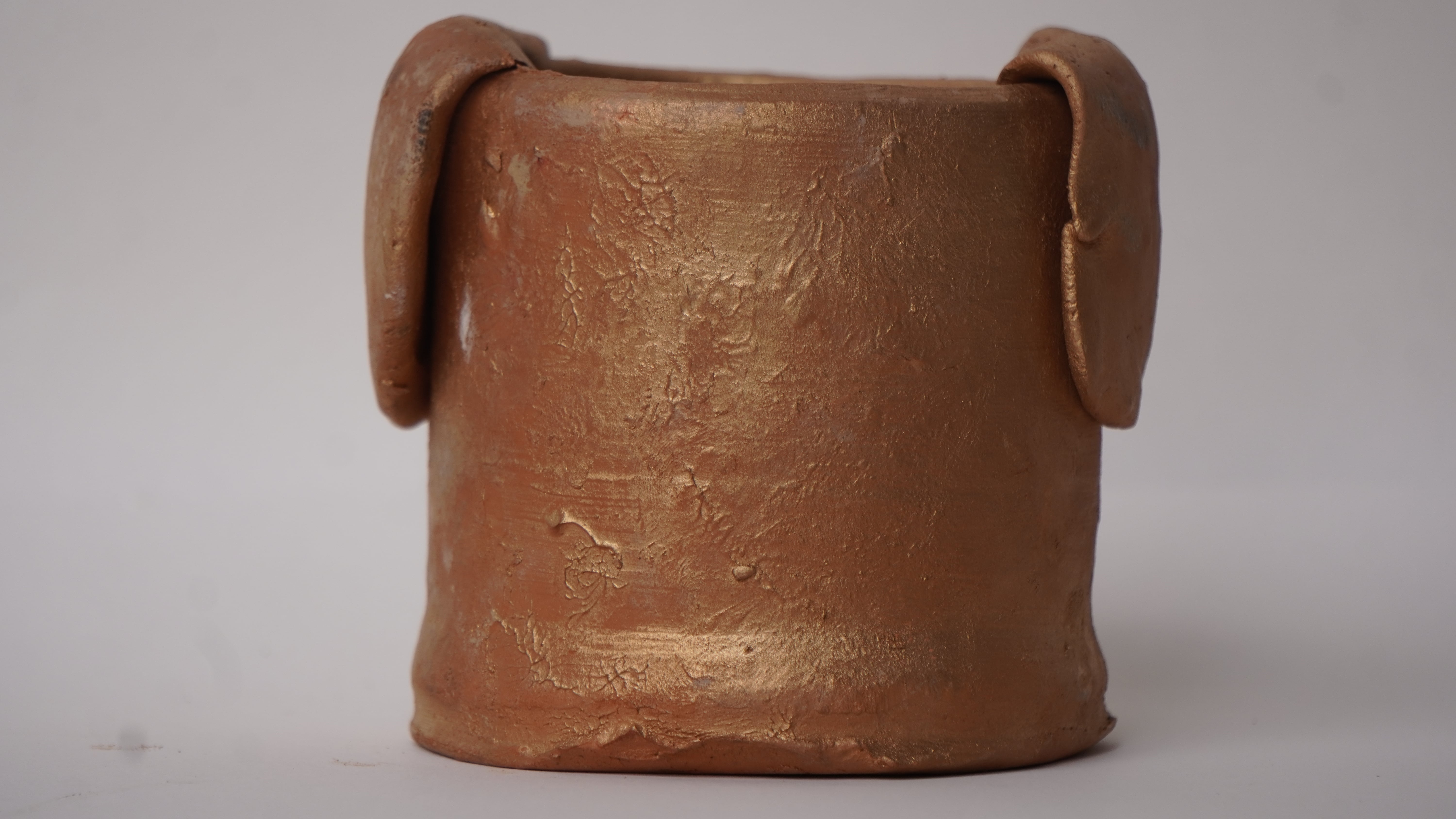 Dog Planter (Golden)