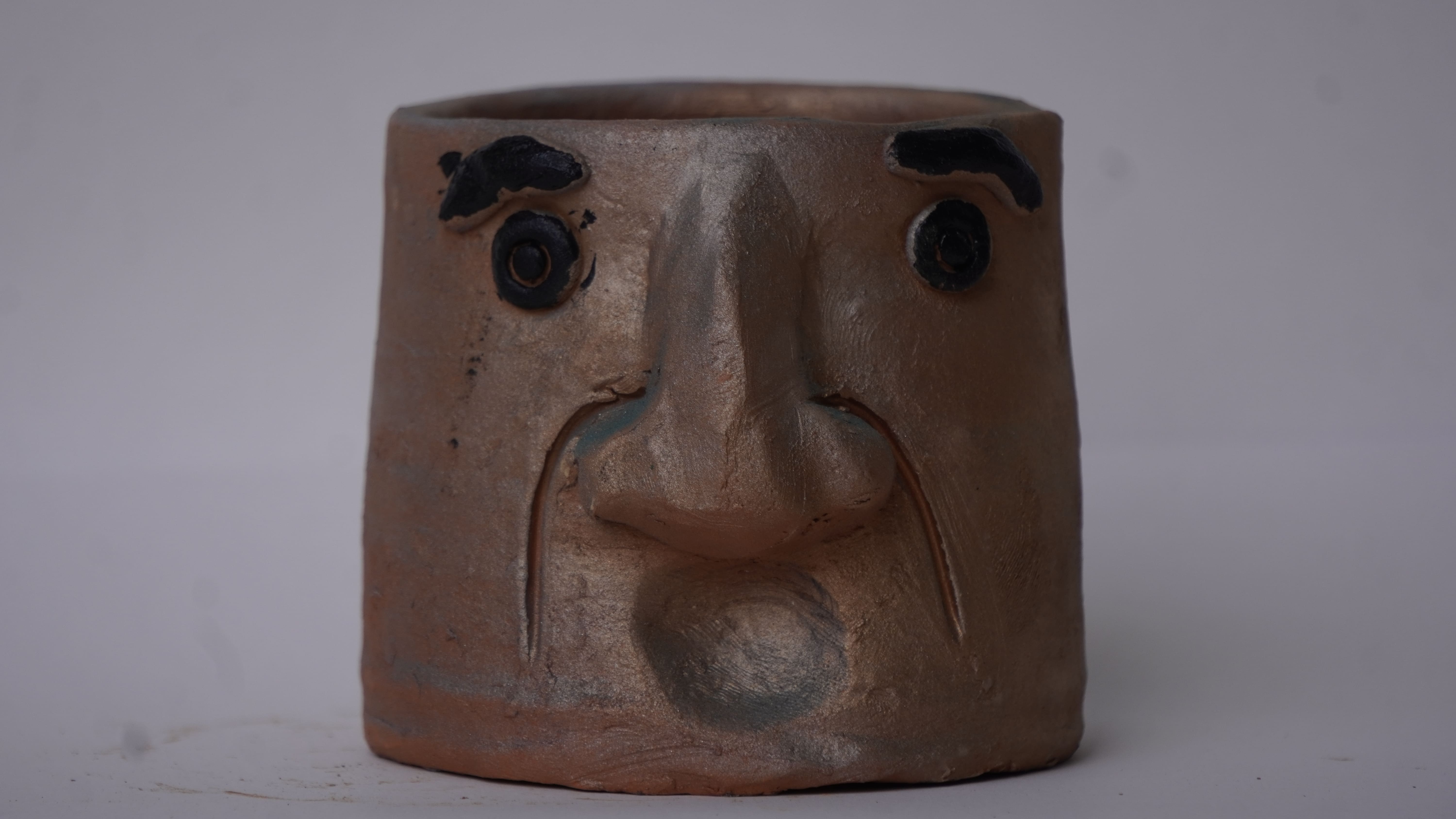 O Faced Planter (Golden, Silver)
