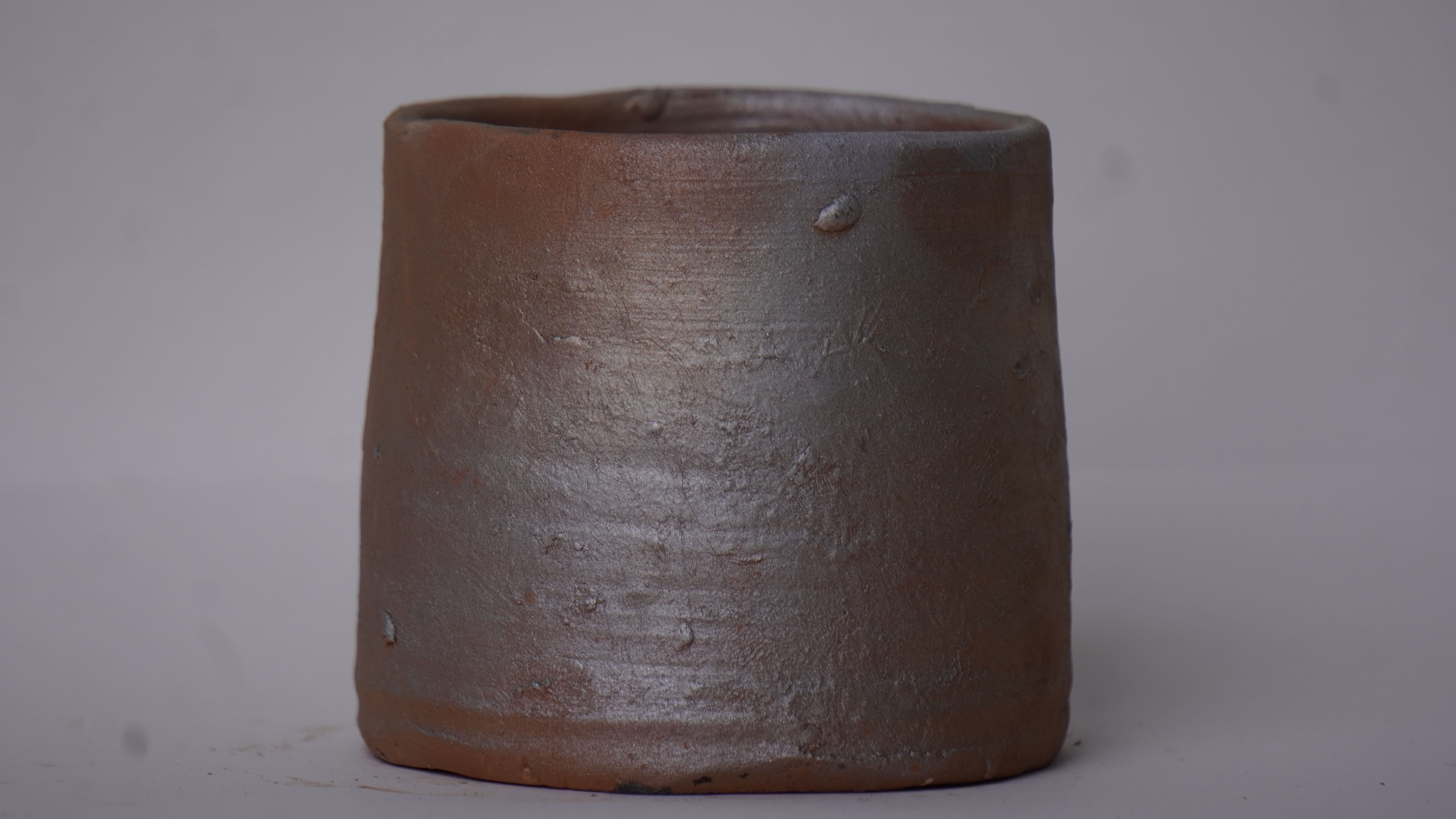 O Faced Planter (Golden, Silver)