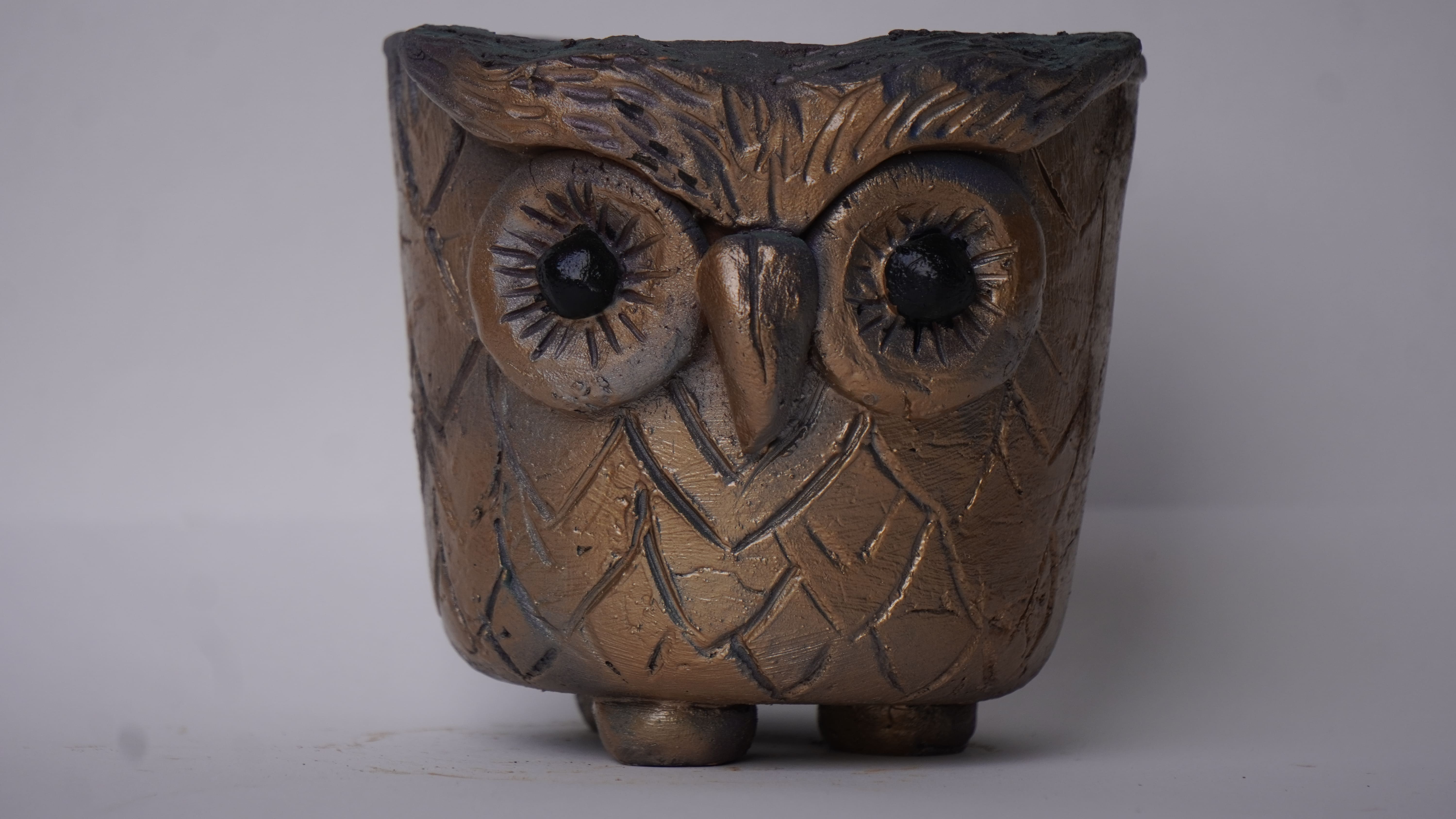 Big Owl Planter (brown, Golden)