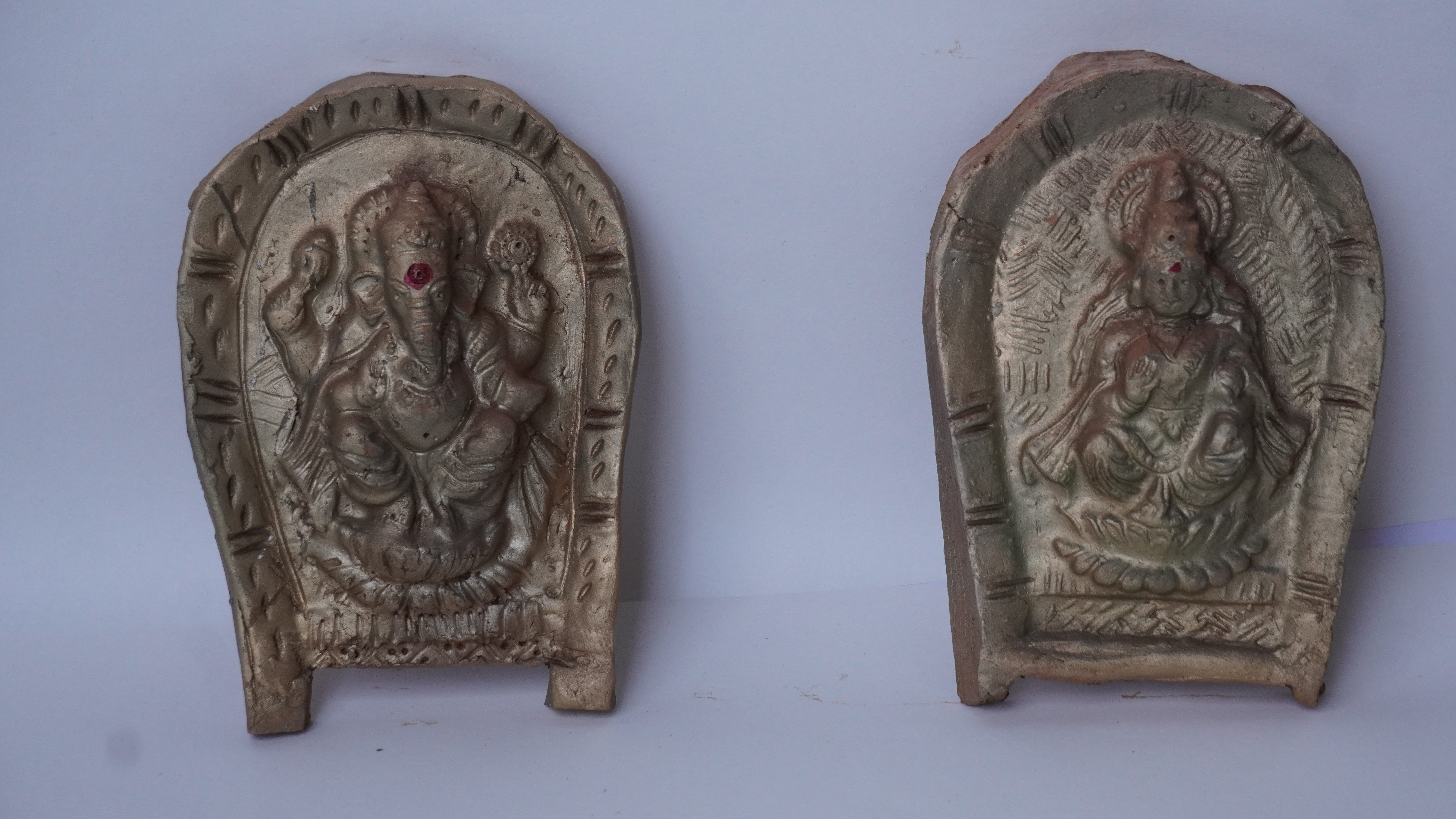 Ganesh Laxmi Pair Plate(Golden)