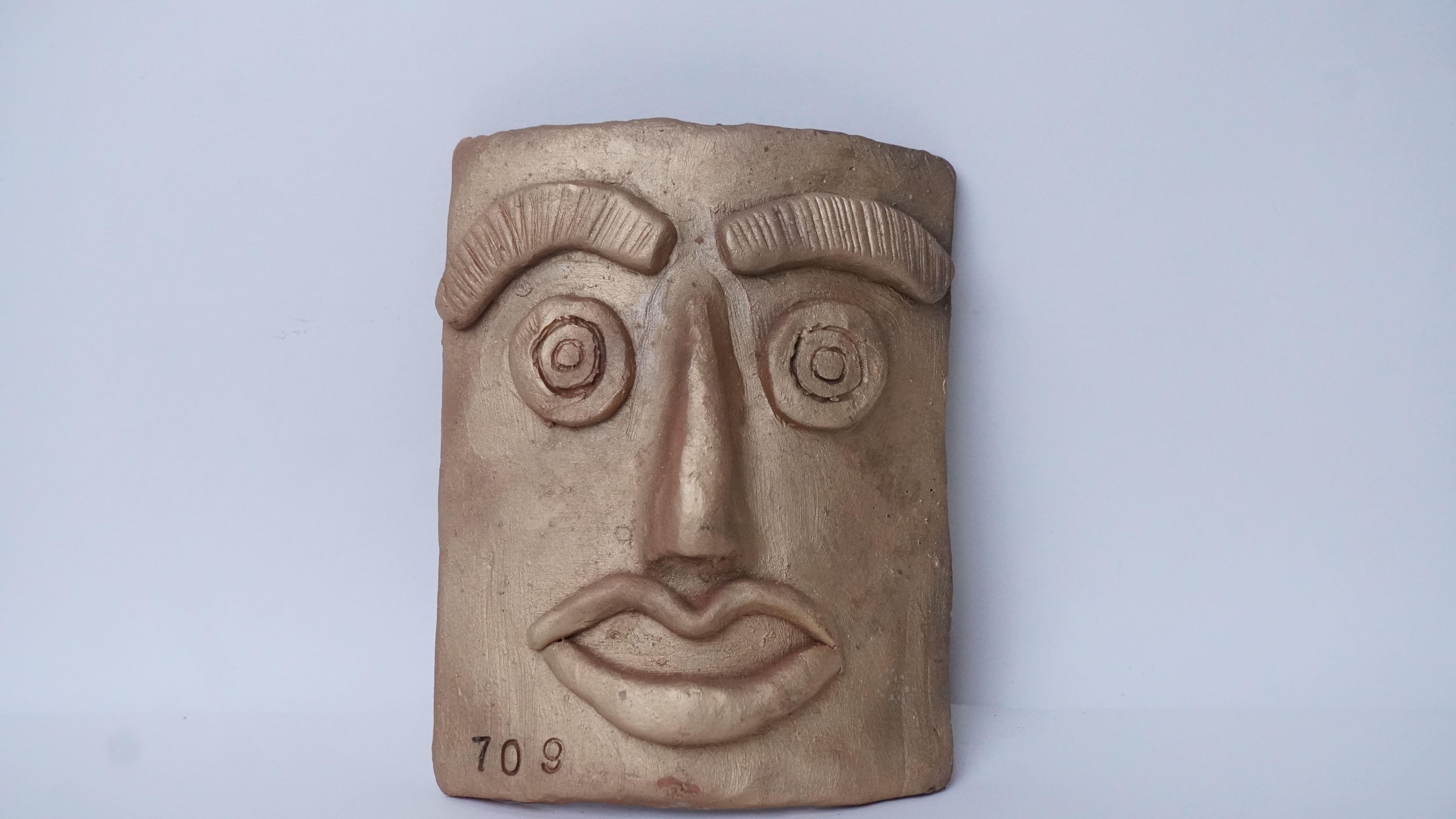 Face Slab (Golden)