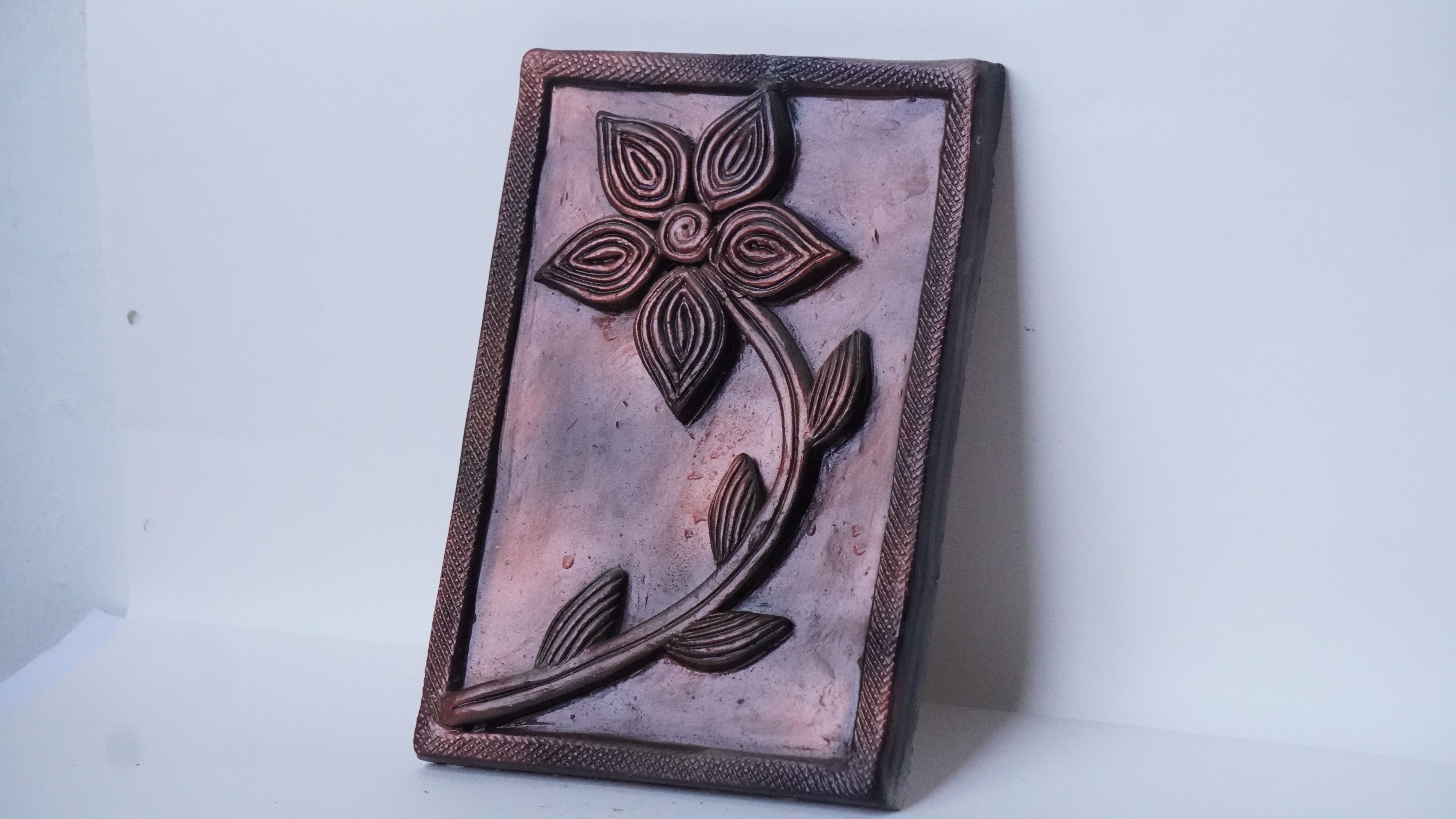 Hanging Flower (Brown)