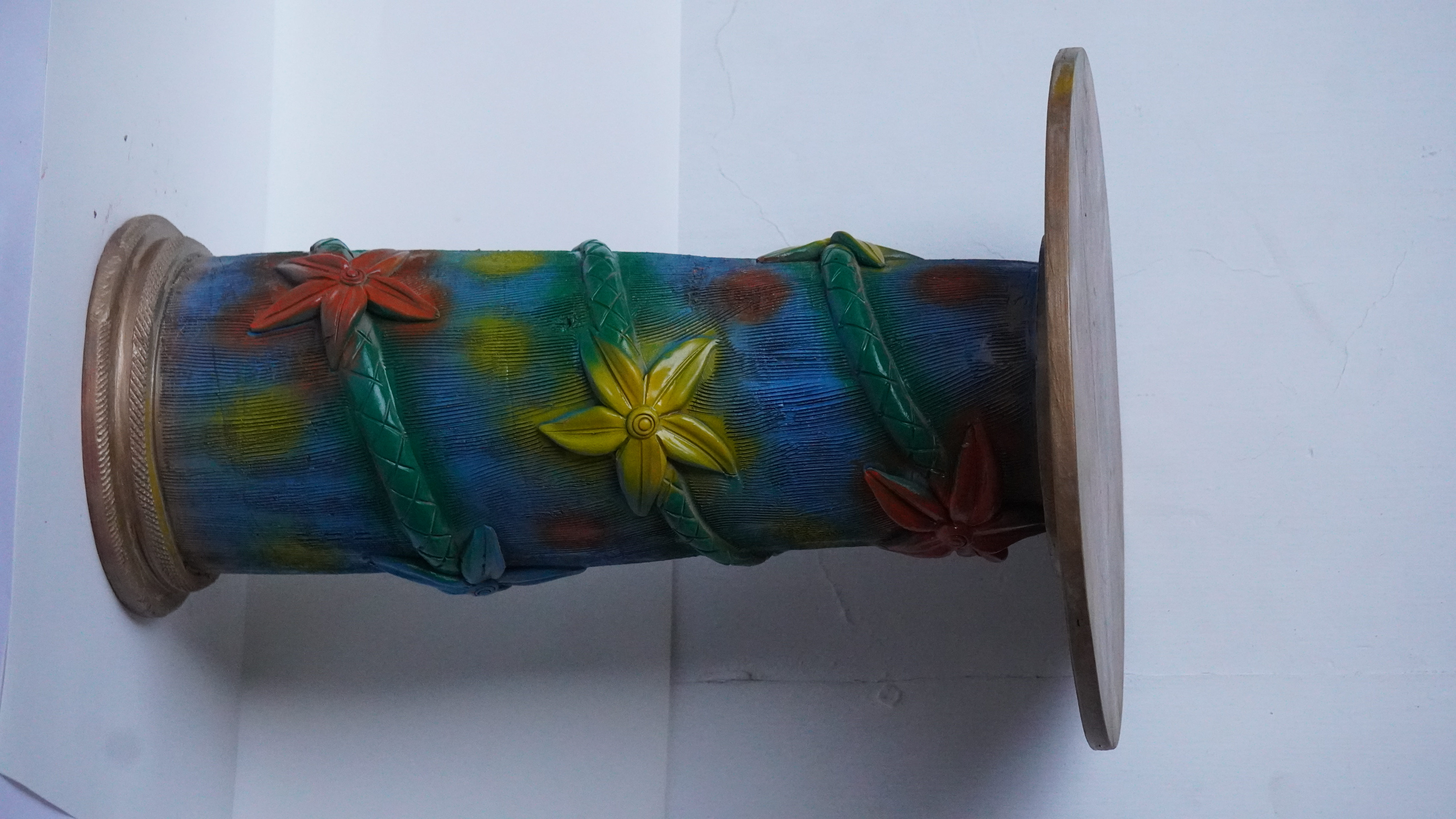 Table Stand (Multicolour)