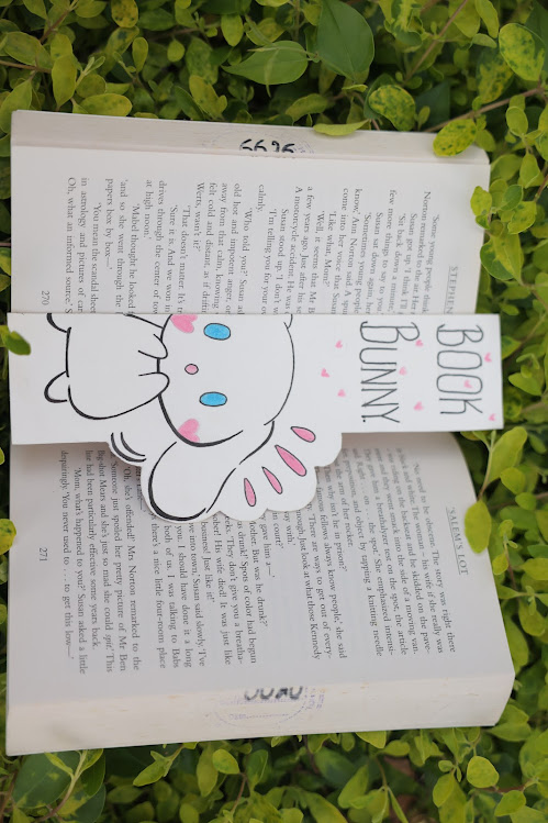 Book Bunny 